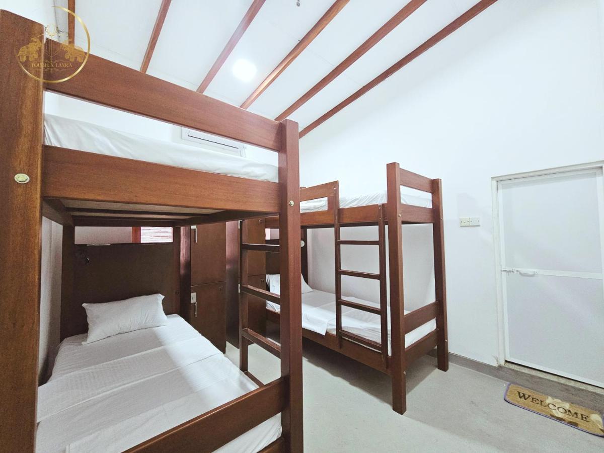 Galle Face Terrace Hostel By Tourlux Коломбо Екстер'єр фото
