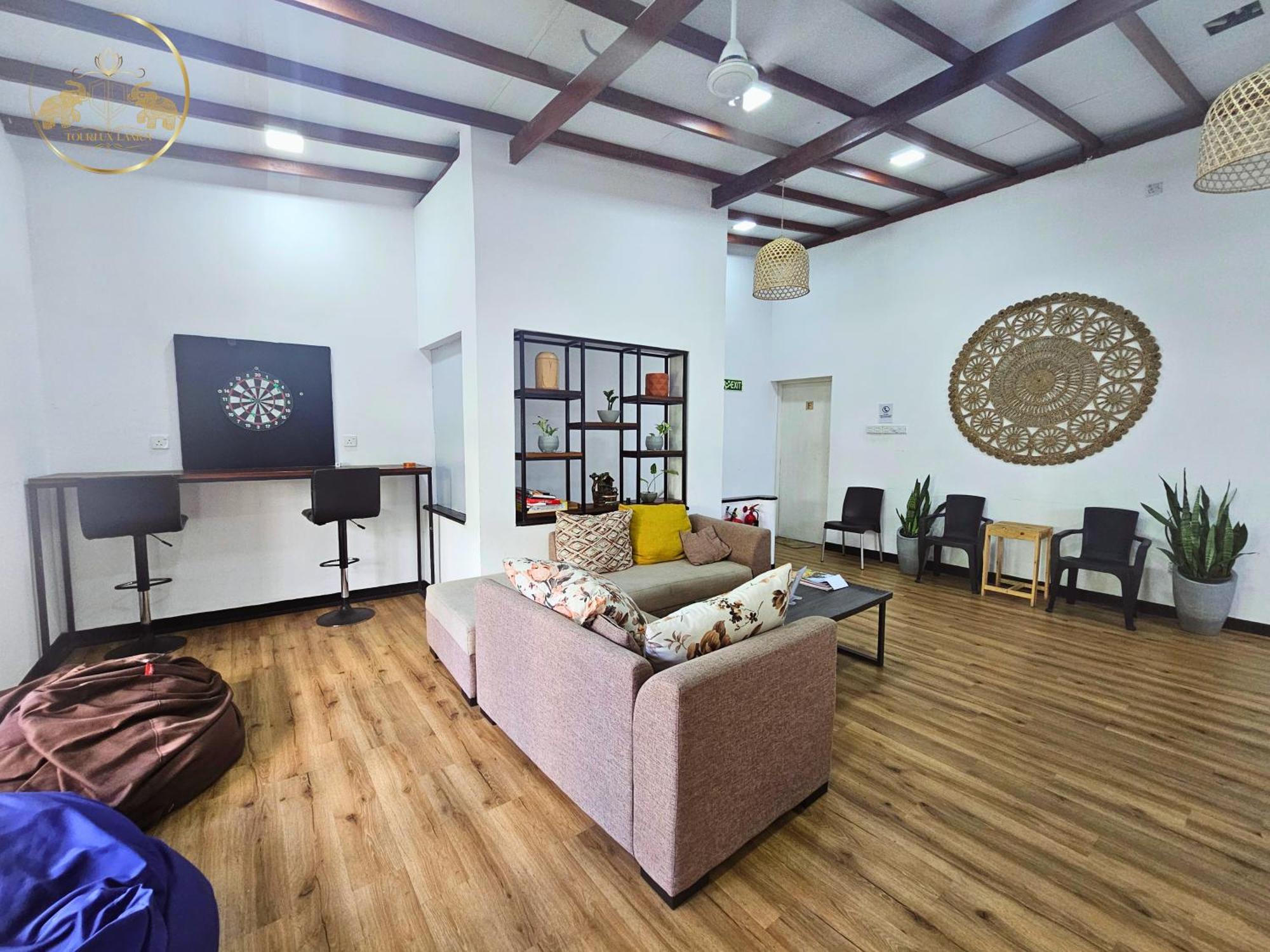 Galle Face Terrace Hostel By Tourlux Коломбо Екстер'єр фото